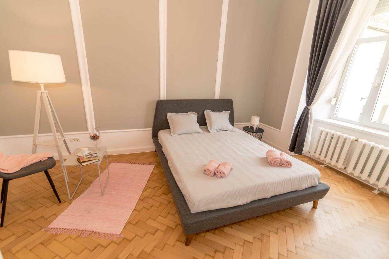 Central Premium Suites Тимишоара Екстериор снимка
